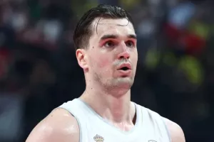 Τρελό σενάριο για Χεζόνια!