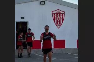 Πρώτη...Νέα Σαλαμίνα (Βίντεο)