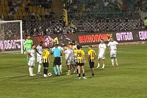 Κι άλλη αποβολή για την Ομόνοια, με 9 παίκτες!