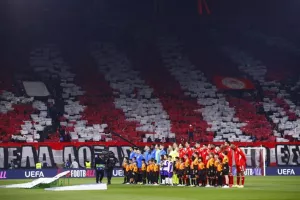 Ολαταχώς για sold-out με Ναϊμέγκεν