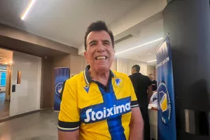 Ο γιατρός! (ΑΠΟΕΛ)