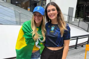 (Βίντεο Kerkida) Προβλέψεις από Julia και Anna για το Βραζιλία - Νορβηγία!
