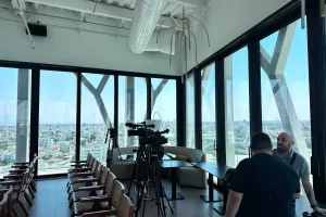 Έρευνα: «Τα social media παίζουν καθοριστικό ρόλο για τα τυχερά παιχνίδια»