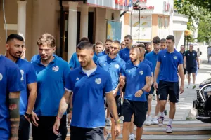 Στο Καζακστάν η Sutjeska – Στο βάθος η Ομόνοια