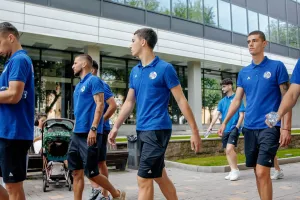 Στο Καζακστάν η Sutjeska – Στο βάθος η Ομόνοια