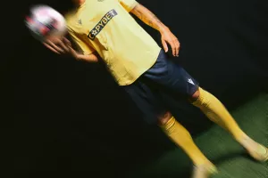 (Φώτος) Στα... "γαλαζοκίτρινα"