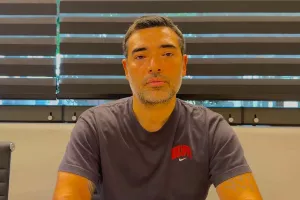 (Βίντεο kerkida) Φανούριος: "Να διεκδικήσουμε πρωτάθλημα και κύπελλο" (Τι είπε για Ευρώπη)