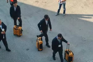 Κουστουμαρισμένοι... στο ΓΣΠ (Φώτος kerkida)