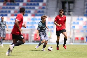 (Φώτος) Φιλική νίκη... για τη Νέα Σαλαμίνα 