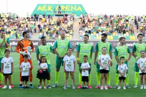 Επιστροφή με το βλέμμα στη ρεβάνς 