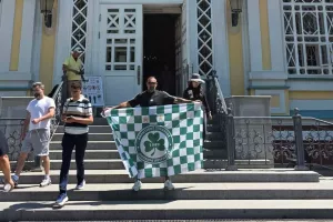Με σημαία... Ομόνοιας στον καθεδρικό ναό