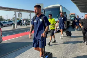 To kerkida στο αεροδρόμιο/ΑΝΑΧΩΡΗΣΗ Απόλλων
