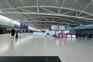 To kerkida στο αεροδρόμιο/ΑΝΑΧΩΡΗΣΗ Απόλλων
