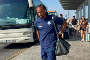(Φώτος kerkida) Έφτασε... ο Απόλλωνας