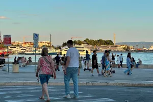 Πολυκοσμία και καλοκαιρινή διάθεση στο Σπλιτ (Φώτος kerkida)