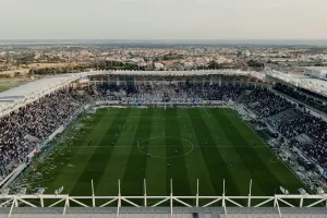 "Γίνε μέρος της ιστορίας"