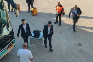 Κουστουμαρισμένοι... στο ΓΣΠ (Φώτος kerkida)