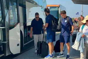 To kerkida στο αεροδρόμιο/ΑΝΑΧΩΡΗΣΗ Απόλλων