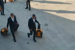 Κουστουμαρισμένοι... στο ΓΣΠ (Φώτος kerkida)