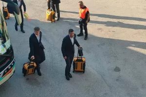Κουστουμαρισμένοι... στο ΓΣΠ (Φώτος kerkida)