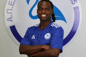 Deal με Mohamed Adam