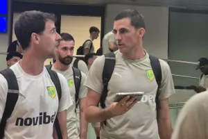 (Φώτος Kerkida) Έφτασε... Ρουμανία η ΑΕΚ