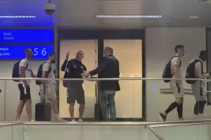 (Φώτος kerkida) Βιντεοκλήση ο Ρόκα και... το όμορφο στιγμιότυπο!