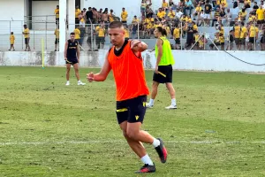 (Βίντεο/Φώτος Kerkida) Η ανοιχτή προπόνηση της ΑΕΛ