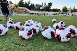 (Βίντεο/Φώτος Kerkida) Η ανοιχτή προπόνηση της ΑΕΛ