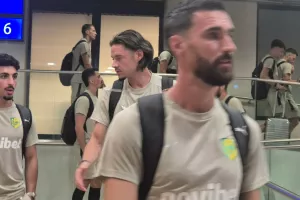 (Φώτος Kerkida) Έφτασε... Ρουμανία η ΑΕΚ