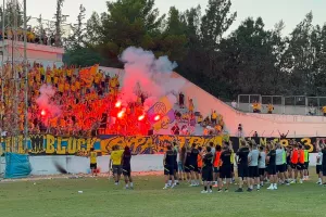 (Βίντεο kerkida) Φινάλε... με τον ύμνο της ΑΕΛ!
