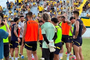 (Βίντεο/Φώτος Kerkida) Η ανοιχτή προπόνηση της ΑΕΛ