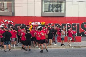 Άρχισαν... να μαζεύονται οι Σαλαμιναίοι
