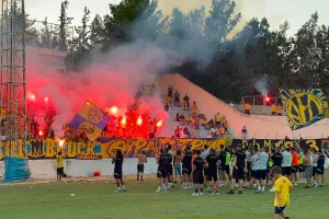 (Βίντεο kerkida) Φινάλε... με τον ύμνο της ΑΕΛ!