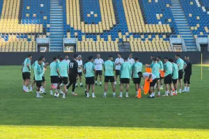 (Βίντεο-Φώτος kerkida) Η προπόνηση της ΑΕΚ στο "Stadion Ilie Oana"