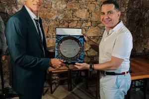 Απόλλων/Γεύμα στο Ταβερνάκι του Μελή (Φώτος)