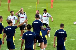 (Βίντεο-Φώτος kerkida) Η προπόνηση της Hajduk Split στο "Αλφαμέγα"