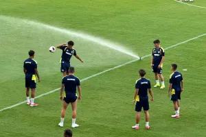 (Βίντεο-Φώτος kerkida) Η προπόνηση της Hajduk Split στο "Αλφαμέγα"