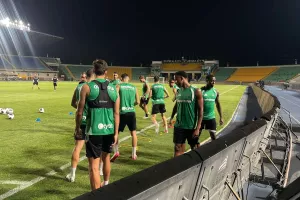 Με πίστη και... αποφασιστικότητα 