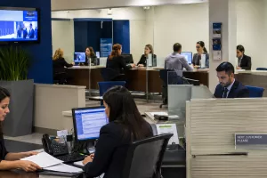 Τι έχουν ήδη κερδίσει οι τραπεζοϋπάλληλοι και τι απομένει μέχρι το τέλος του 2027