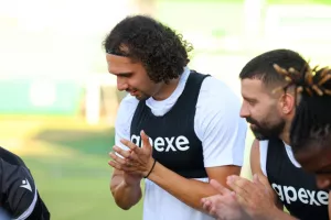 Πρώτη... για Καρμιώτισσα (Φώτος)