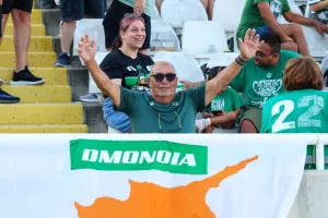 Ομόνοια - Καϊράτ: Προηγήθηκε με Ανδρέου, άντεξε με 10 παίκτες και έβαλε τις βάσεις!