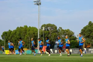 (Φώτος) Η πρώτη προπόνηση του ΑΠΟΕΛ