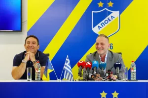 ΟΛΑ όσα ειπώθηκαν στην παρουσίαση Βρύζα - Παπαδόπουλου (Βίντεο)