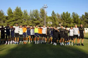 (Βίντεο/Φώτος Kerkida) Η ανοιχτή προπόνηση της ΑΕΛ