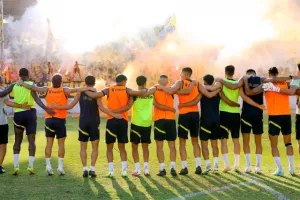(Βίντεο/Φώτος Kerkida) Η ανοιχτή προπόνηση της ΑΕΛ