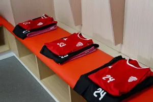 (ΦΩΤΟΣ Kerkida) Η παρουσίαση της Νέας Σαλαμίνας