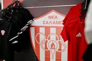 (ΦΩΤΟΣ Kerkida) Η παρουσίαση της Νέας Σαλαμίνας