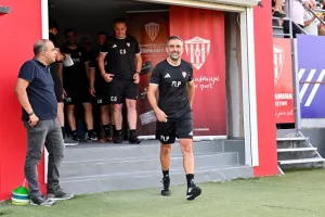 (ΦΩΤΟΣ Kerkida) Η παρουσίαση της Νέας Σαλαμίνας