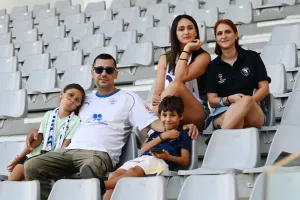 (ΦΩΤΟΣ) Ο κόσμος στο "Αλφαμέγα"